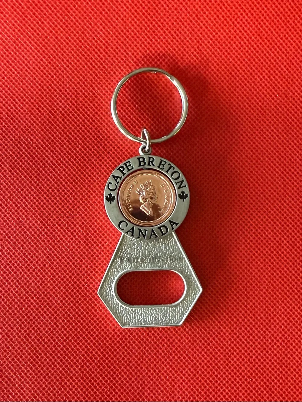 Vintage Lucky Penny (yr 2000) Cape Breton 🇨🇦 Keyring Bottle Opener - Collectors! - Picture 4 of 7